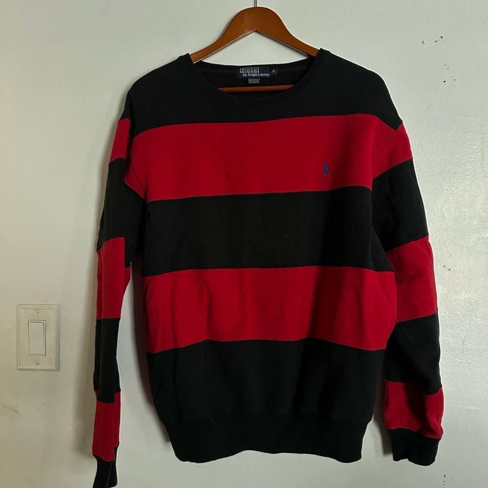 Polo Ralph Lauren 
Size M 
Slight stain pictured